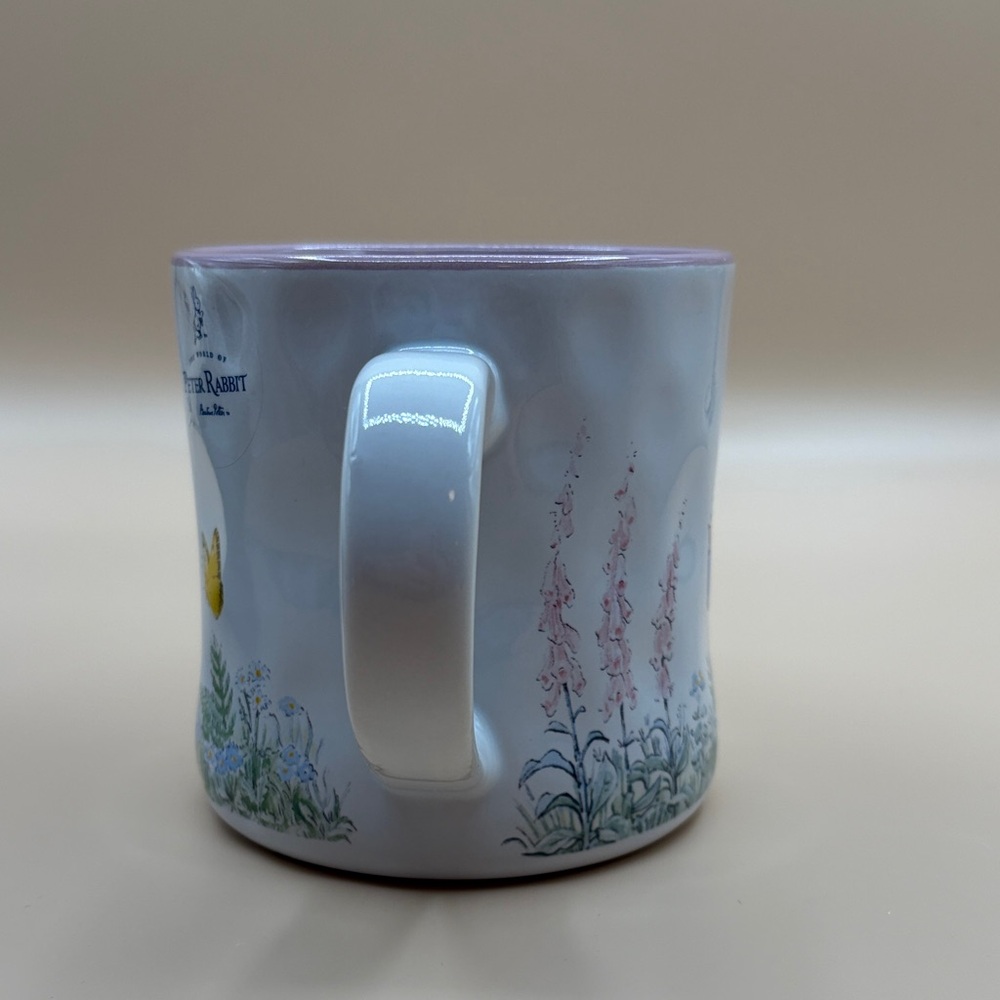 Peter Rabbit Blue and White Mug - Picture 3 of 5